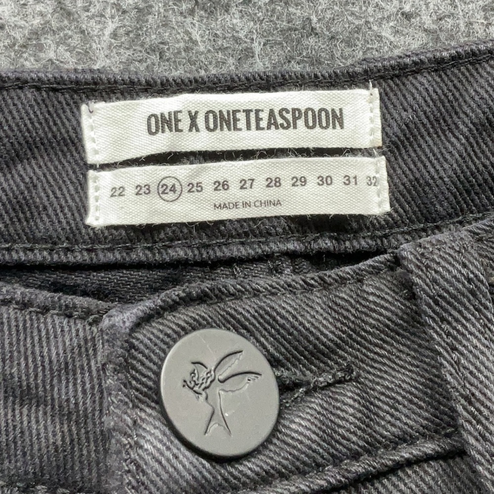 One Teaspoon Freebirds High Rise Skinny Jeans Black Distressed Raw Hem 24 NWT - Picture 4 of 6